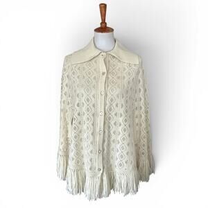 Vintage 1970s Cream Knit Button Front Poncho Cape Capelet Sweater Fringe S/M